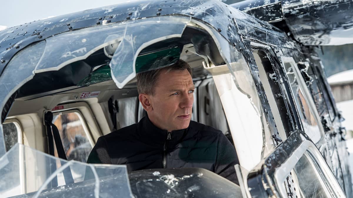Daniel Craig.