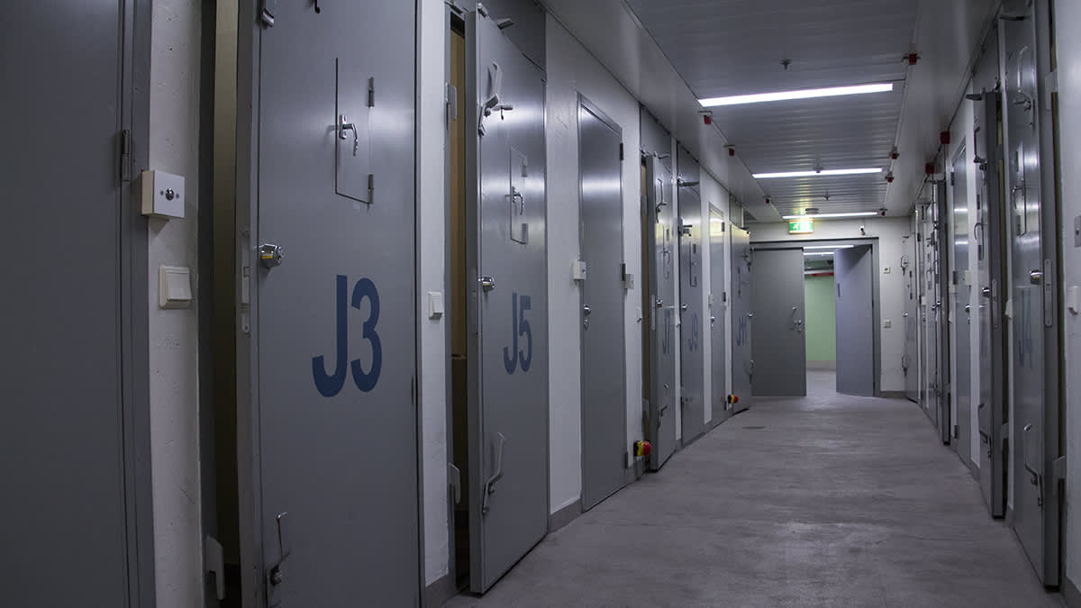 Jyväskylän vankilan käytävä.