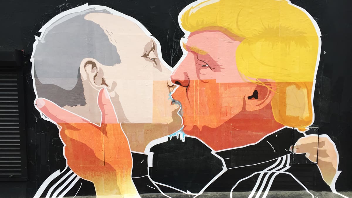 Vladimir Putin ja Donald Trump Mindaugas Bonanun seinämaalauksessa.