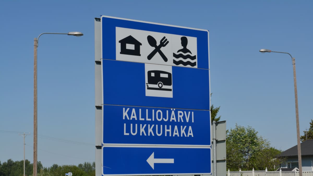 Kalliojärven leirintäalueen kyltti