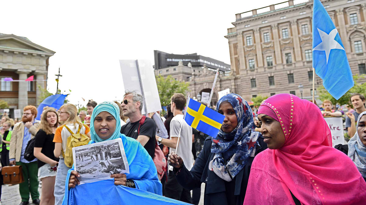 Ruotsi pakolaiset mielenosoitus.