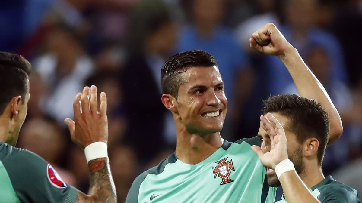 Ronaldo juhlii