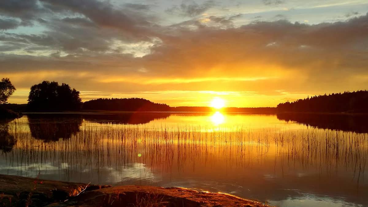 Auringonlasku Näsijärvellä