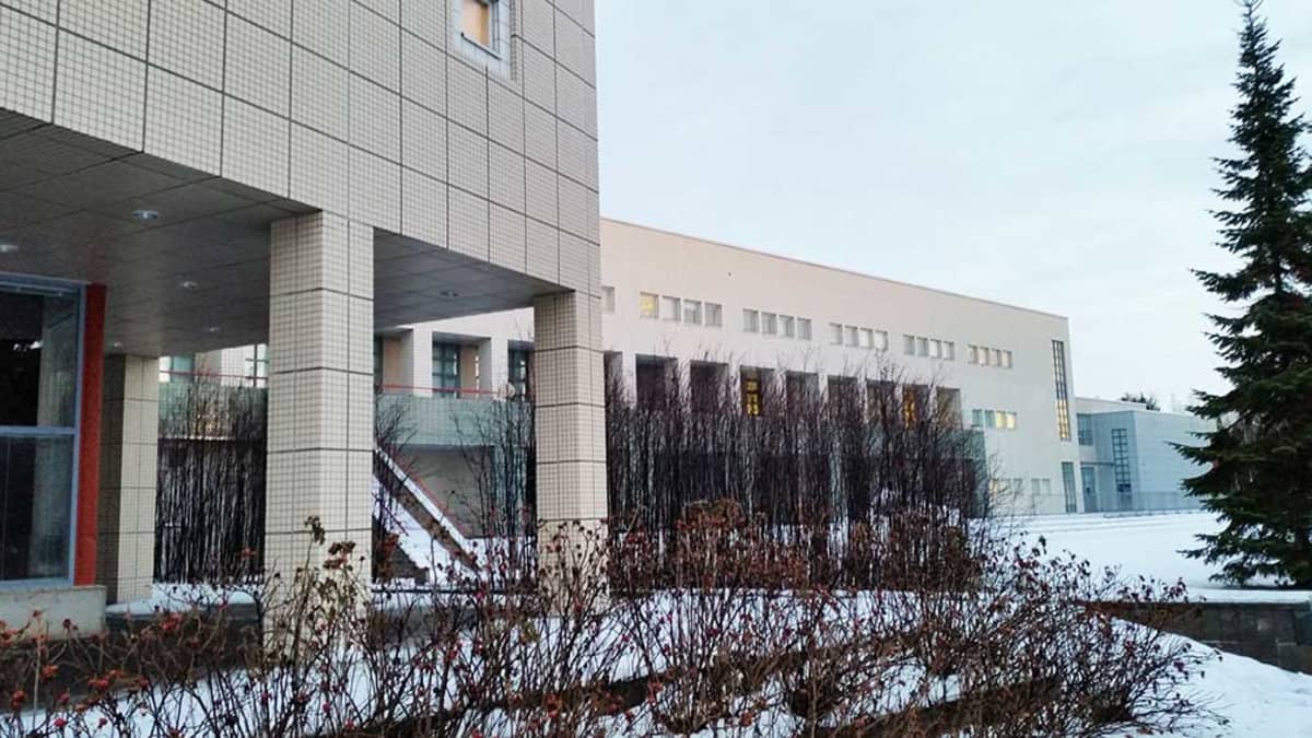 Oulun yliopiston humanistisen ja kasvatustieteellisen tiedekunnan tilat peruskorjataan ammattikorkeakoulun käyttöön.