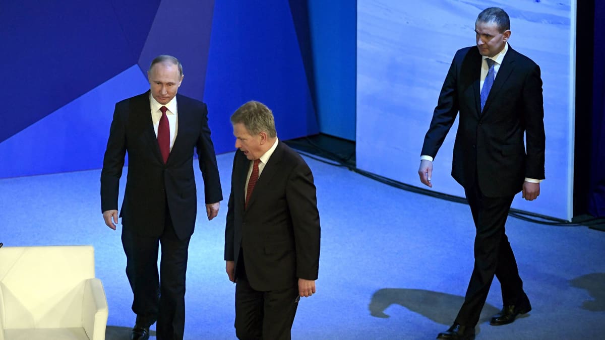 Vladimir Putin ja Sauli Niinistö Venäjän Arkangelissa torstaina 30. maaliskuuta.