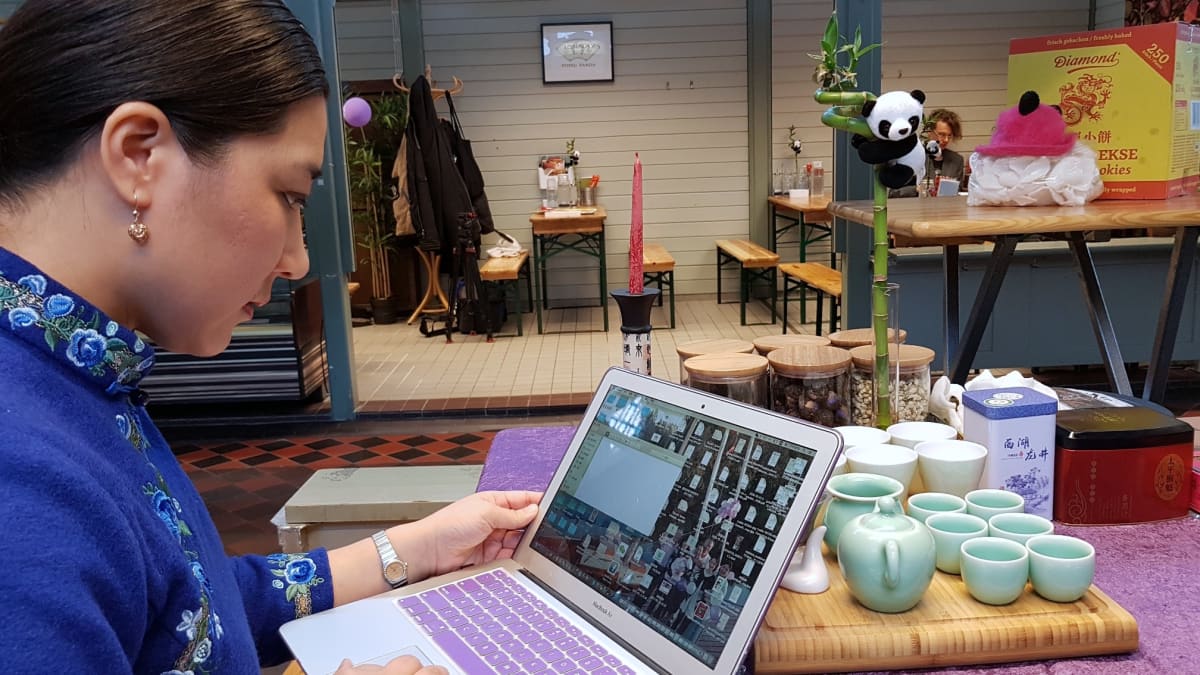 Oululainen business nainen Dannii Wang.