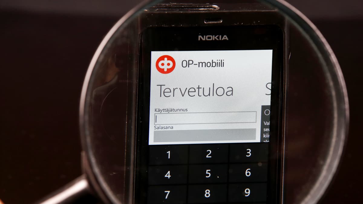 Yksityiskohta OP-mobiilin sisäänkirjautumislomakkeesta.
