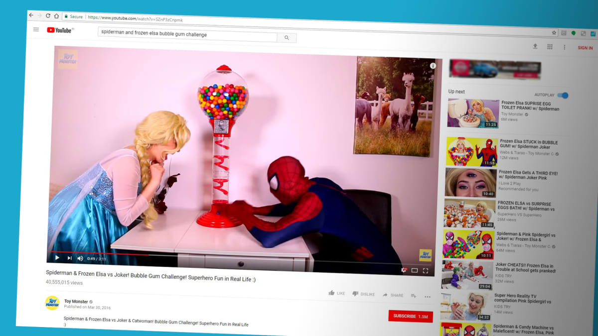 Elsa ja Spiderman Toy Monsterin videolla.