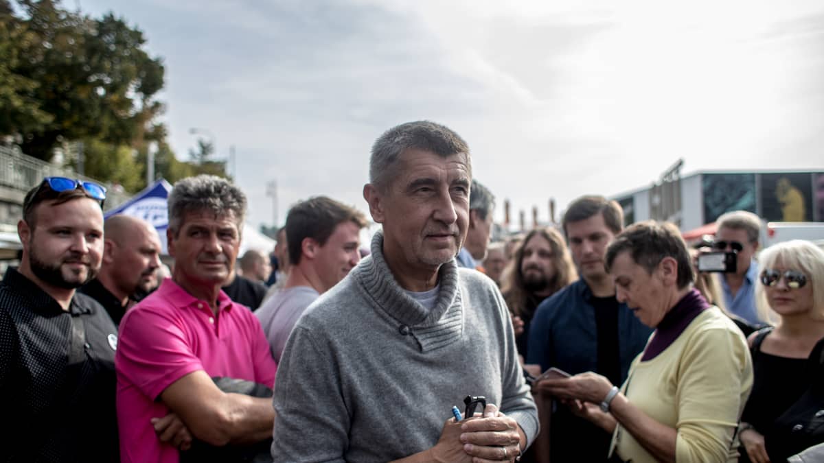 Tšekin tasavallan vaalein ennakkosuosikki on liikemies ja miljardöödi Andrej Babiš.