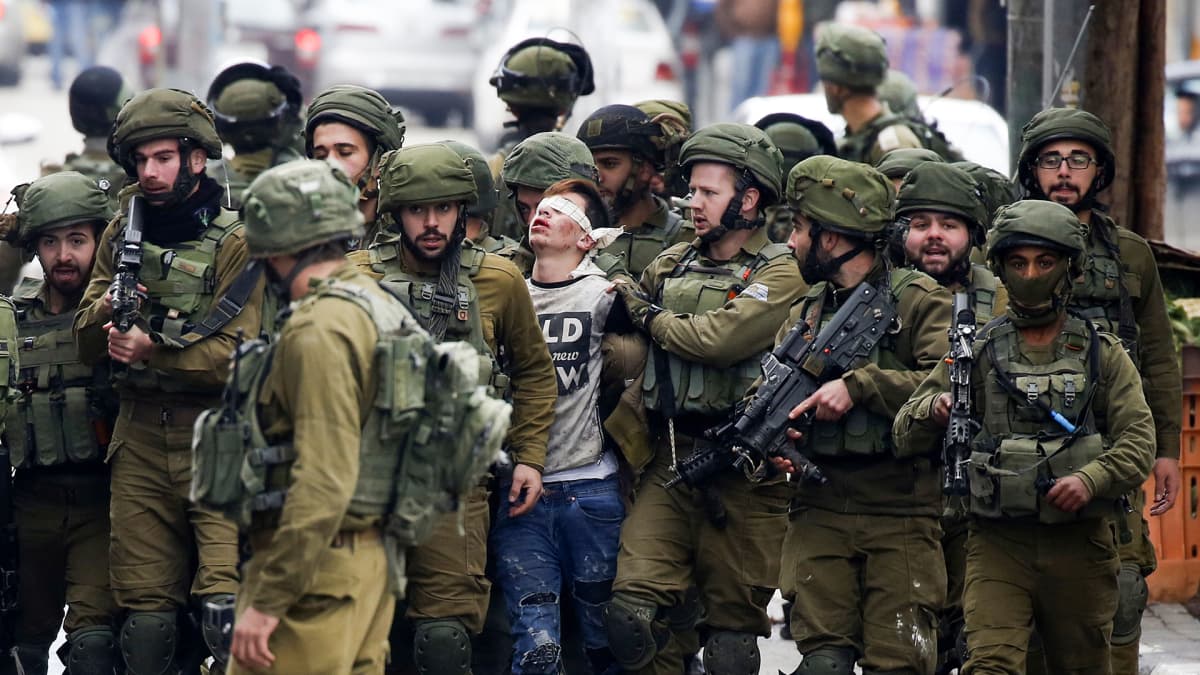 Israelin joukot talttuvat palestiinalsia mielenosoittajia 