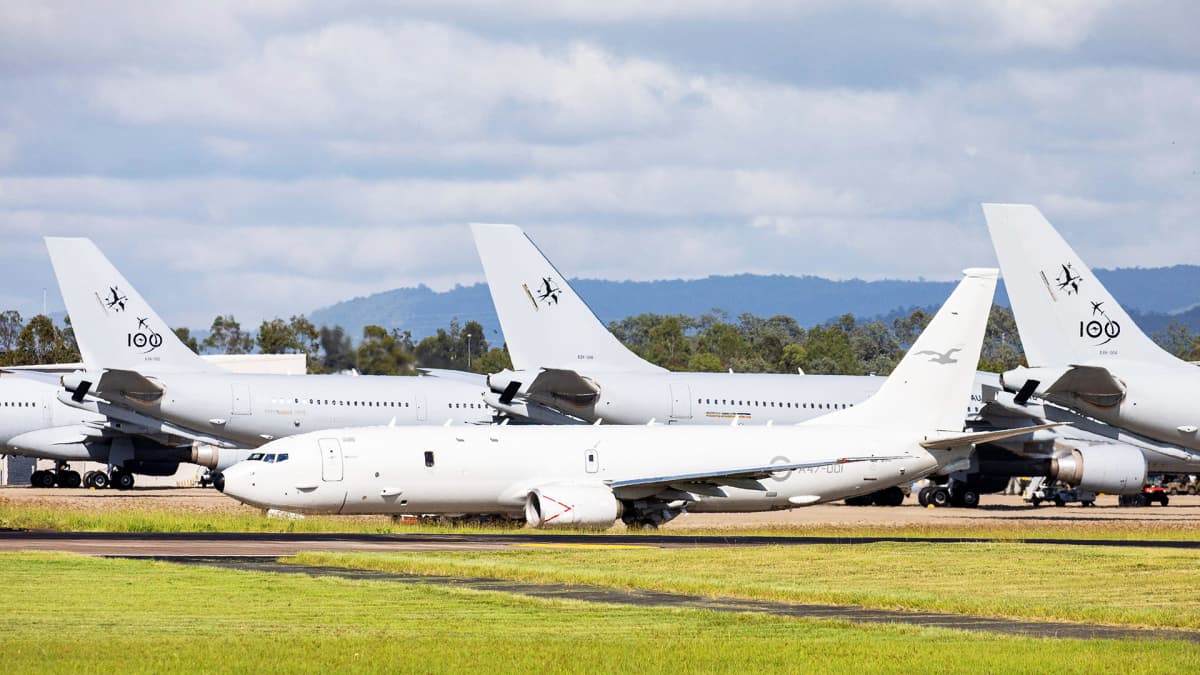 Australian ilmavoimien koneita Amberleyn lentotukikohdassa Queenslandissa.
