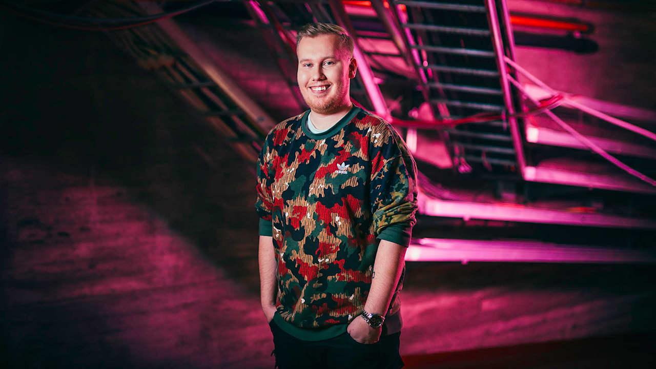 Uuden musiikin tahdissa viikko käyntiin! Soitossa mm ...