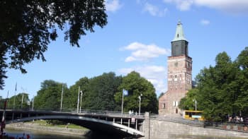 Yle Turku: Videot: Pingis villitsee Lemussa