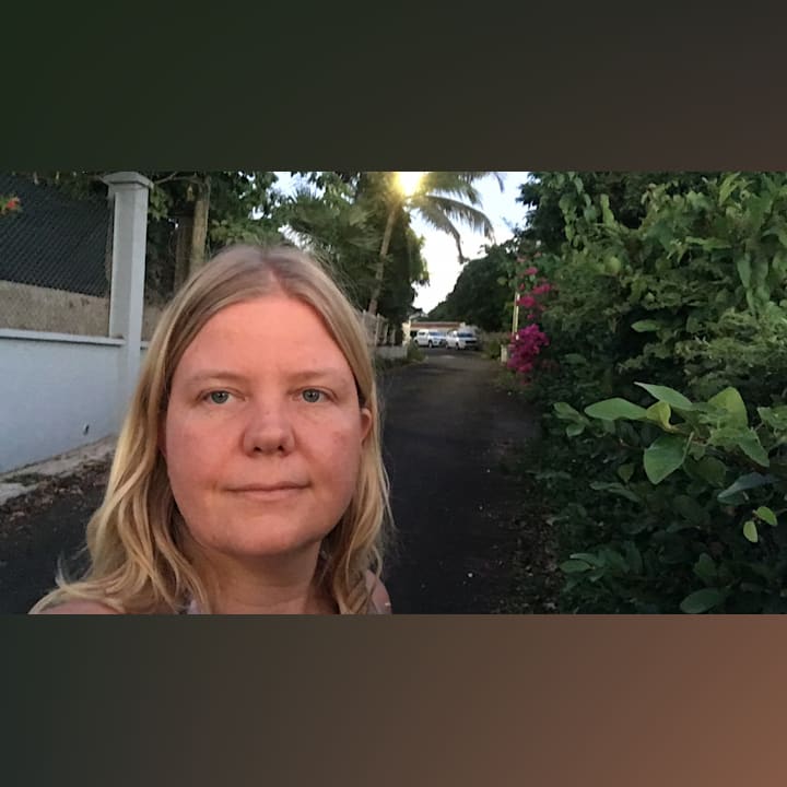 Koronapuhelu Kaukomaille Guadeloupella Karibialla Eletaan Manner Ranskan Poikkeustilalakien Mukaan Audio Areena