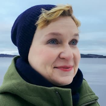 Sirpa Kähkönen: "Joskus teksti pitää jääräpäisesti viedä pisteeseen, josta ei pääse ulos - silloin rempsahtaa auki uusi luukku"