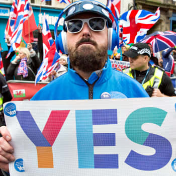Hajoaako Britannia?