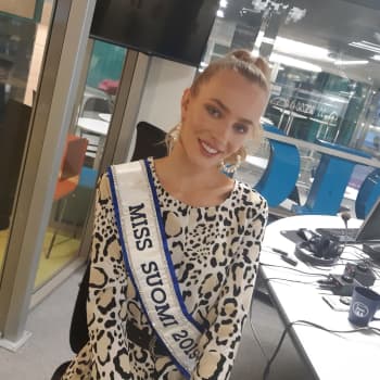 Miss Suomi Anni Harjunpään mielestä missi ei kilpaile pelkästään kauneudesta