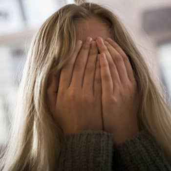Psykoanalytiker Anna Collander pratar om ungas prestationsångest - har den ökat eller medikaliserar vi?