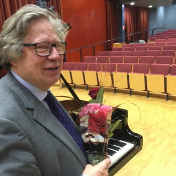 Kadonneen kahdeksannen sinfonian jäljillä - Polttiko Sibelius todellakin viimeisen sinfoniansa?