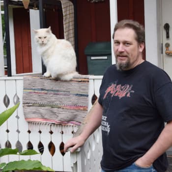 Skeppsdal Family i Barösund tar emot hemlösa djur från närregionen - men också österbottningar