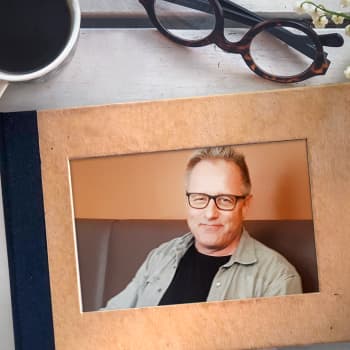 Reijo Mäki: Kesällä suomalaisen pitää panna haisemaan