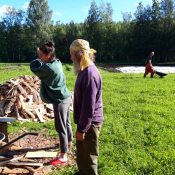 Luomutila yhdistää ihmisiä ympäri maailmaa