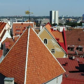 Virossa hyvin toimeentulevien elämäntyyli vaakalaudalla - moni keskiluokkainen joutuu tekemään kahta työtä
