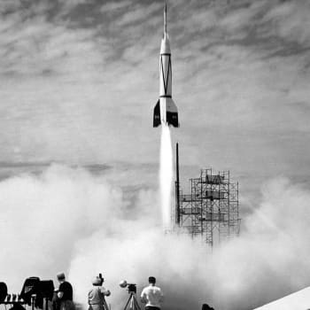 Besök på Cape Canaveral / Rysk anti-5G-propaganda i USA