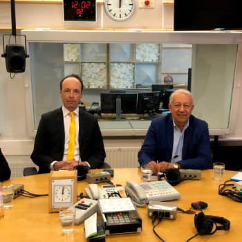 Eurovaalikeskustelussa Jussi Halla-aho (ps.), Pekka Puska (kesk.), Antton Rönnholm (sd.) ja Tuomas Tikkanen (kok.)