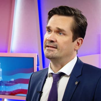 Suurvaltasuhteissa jännite nousee, miten pärjää Suomi?
