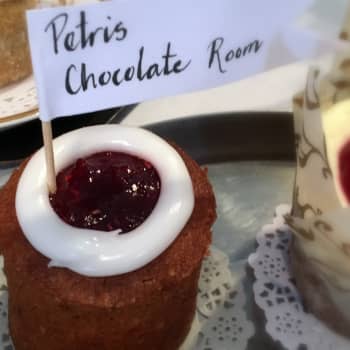 Porvoon paras runebergintorttu on perinteitä kunnioittava versio: "valtavan hieno luomus"