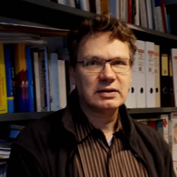 EU ja suurten muutosten aika. Haastateltavana professori Niilo Kauppi