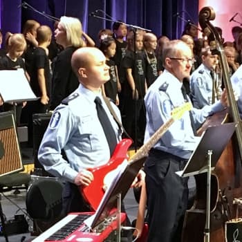 Poliisisoittokunnan lastenkonsertit osoittautuivat huippusuosituiksi