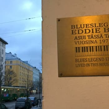 Suomalaisen bluesin tarina pääsi paksujen kansien väliin