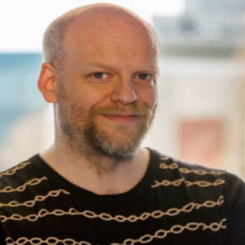 Ykkösaamu Kolumni Janne Saarikivi