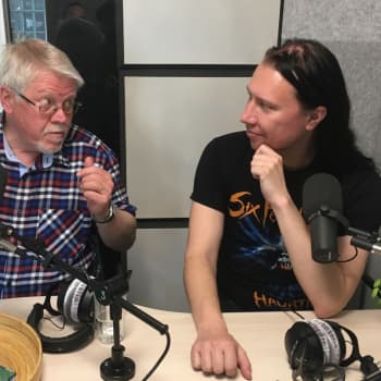 Radioprofilen och musikern Kjell Simosas vill lära sig mer om fåglar