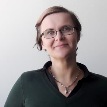 Brysselin kone: Miten eläinten kohtelua EU-alueella pitäisi parantaa, eläinten hyvinvointitieteen professori Anna Valros?