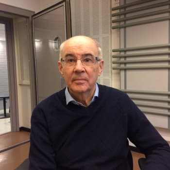 Ajantasa: Jukka Tarkan muistelmissa kohtaat poliittiset ja yhteiskunnalliset vaikuttajat