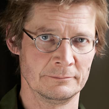 Kirjakerho: Juha Hurme ja teos Niemi voitti Finlandia-palkinnon