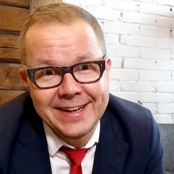 Sunnuntaivieras: Sunnuntaivieras Juha-Matti Saksa: Pian kasvatetaan laboratoriossa keinolihaa, joka lievittää maailman ruokapulaa