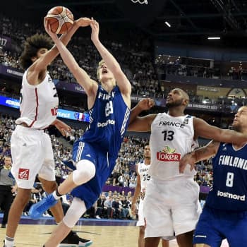 YleX Etusivu: Lauri Markkanen: NBA:ssa saa rikkoa paljon enemmän kuin Euroopassa