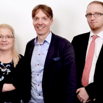 Politiikkaradio: Mikä erottaa Perussuomalaiset Sinisestä tulevaisuudesta?
