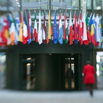 Maailmanpolitiikan arkipäivää: Unohtiko EU yhdentymisen häviäjät?