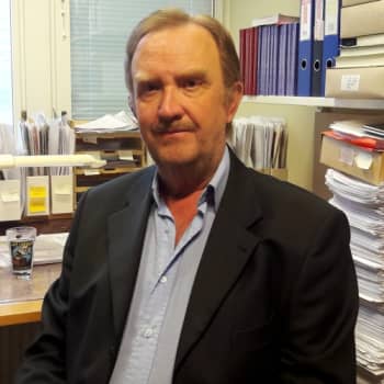 Brysselin kone: Heikentääkö EU suomalaisten kuluttajansuojaa?