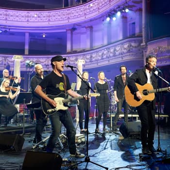Nästan Unplugged - Radioversionen.