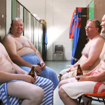 Miesten tunti: Miesten tunnepuhe tarvitsee ymmärtävän ja luotettavan kuulijan