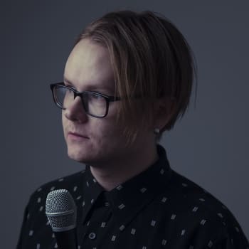 YLE Savo: Mikko Kauppinen: stand uppia täydeltä laidalta