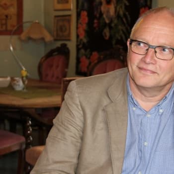 Radio Suomi Lappeenranta: Kirkkoherra Juha Eklund piispojen kanssa samoilla linjoilla: homoja ei vihitä kirkossa