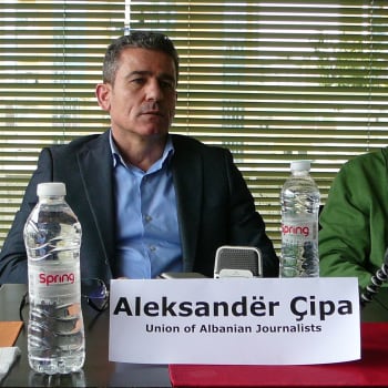 Julkinen sana: Albania - median pikkujättiläinen, mutta millä hinnalla