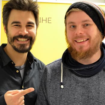 Naurun tasapaino: Jukka Lindström - Miten isokenkäisiä pilkataan?